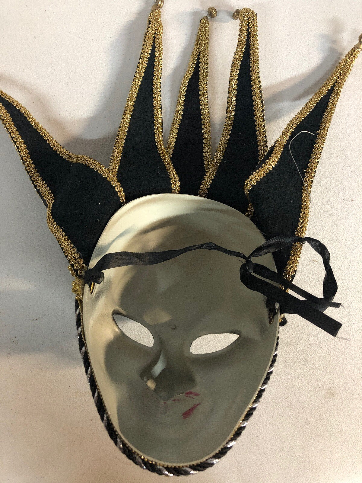 Black mardi gras mask and Gold mardi gras mask, Tie Up Lace In The Back3