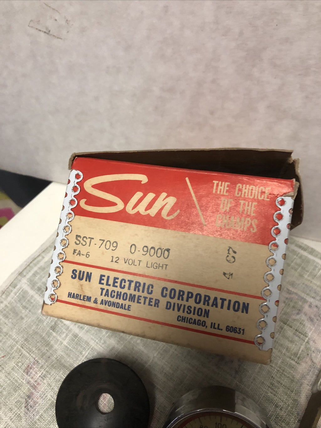 Vintage SUN Electric Co Pressure Gauge No. 338-008 Tachometer Division W/Box3