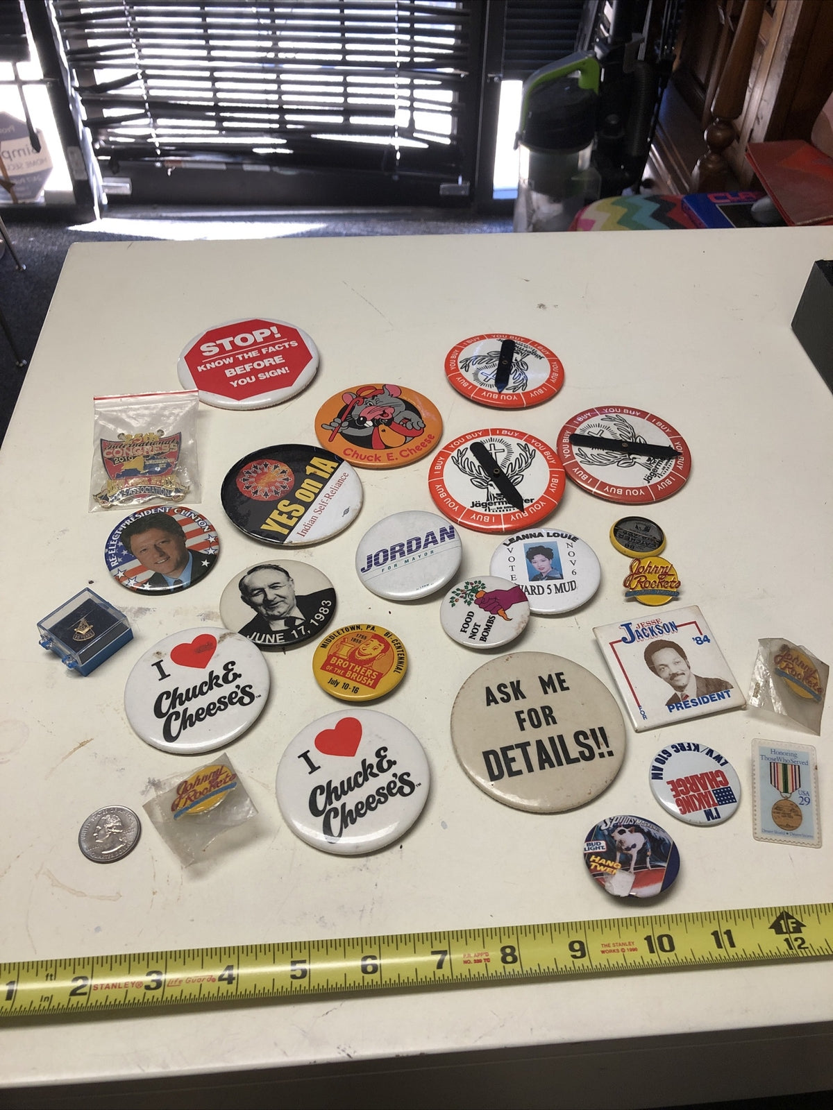 Lot 25 Vintage Unicorn Button Pin Lot Re Elect Clinton, Budlight Dog, And More1