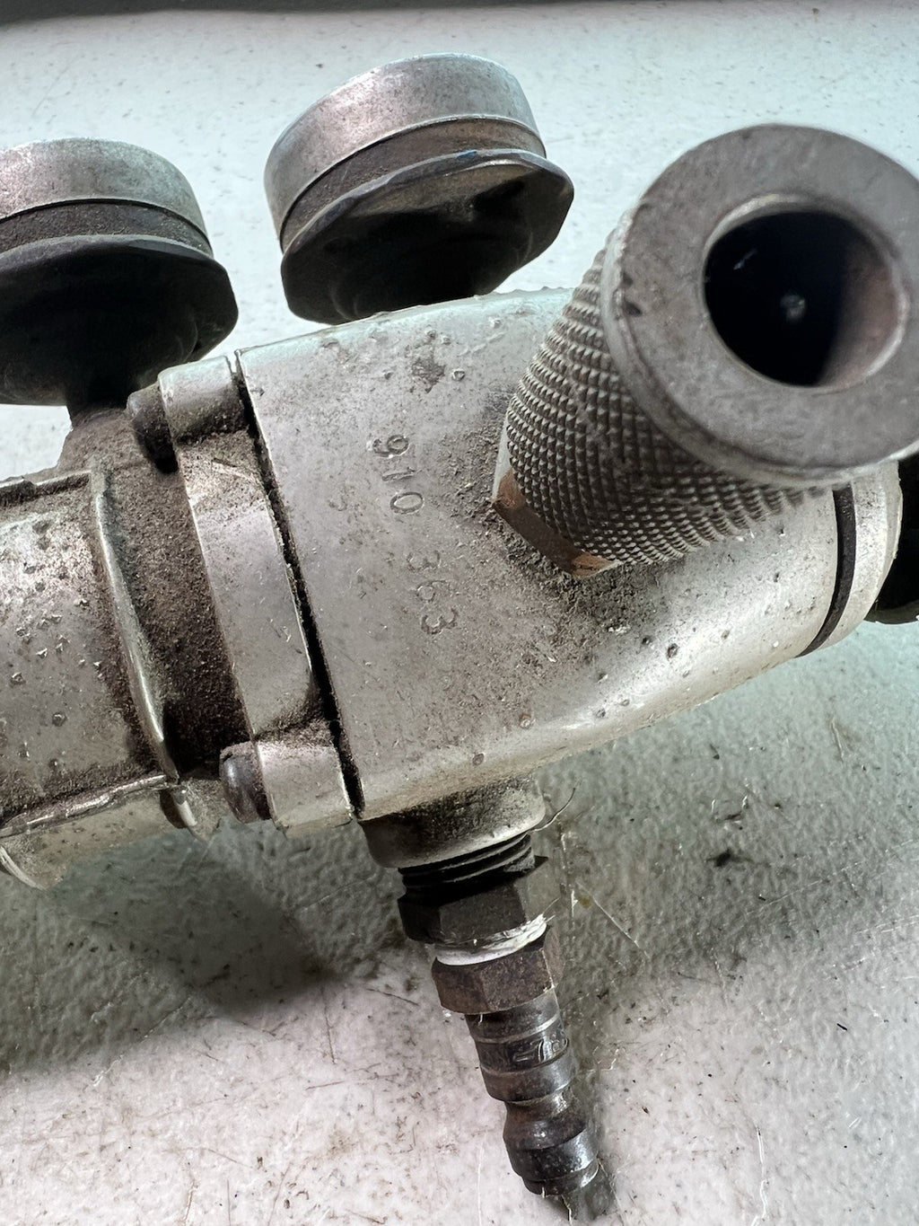 Vintage SprayIT Regulated Pressure Line Valve – Dual Gauge3