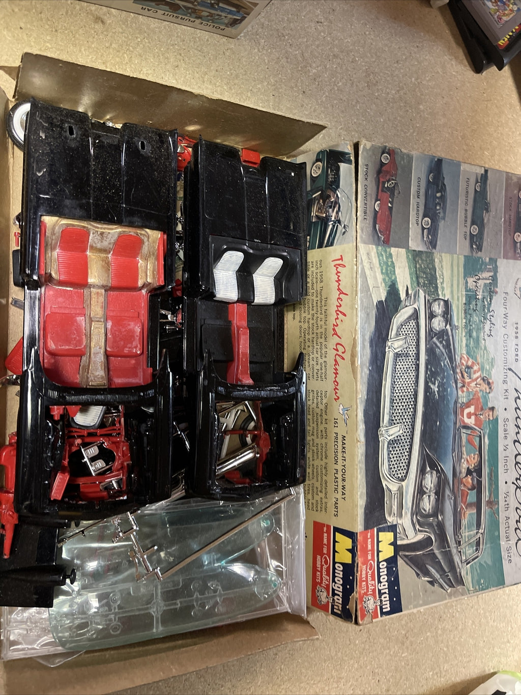 MONOGRAM 58 T-Bird model kit 1958 THUNDERBIRD VTG Bubble Top Model Car Parts Lot0