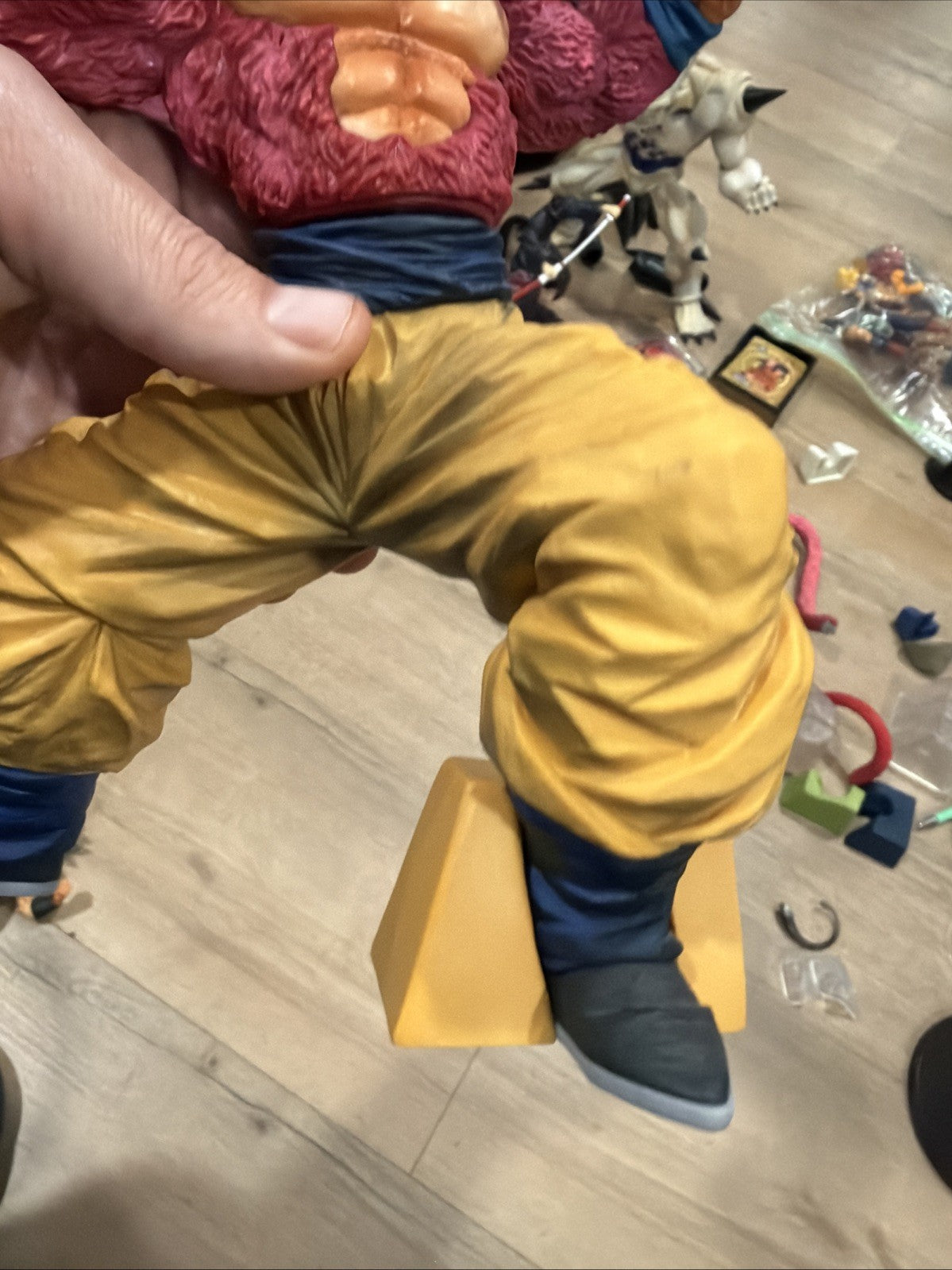 Dragon Ball GT (Super Saiyan 4 Goku), 28 cm Figure3
