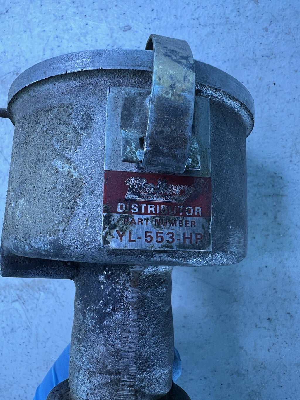 Vintage Mallory Ignition Dual Point Distributor YL-553-HP2