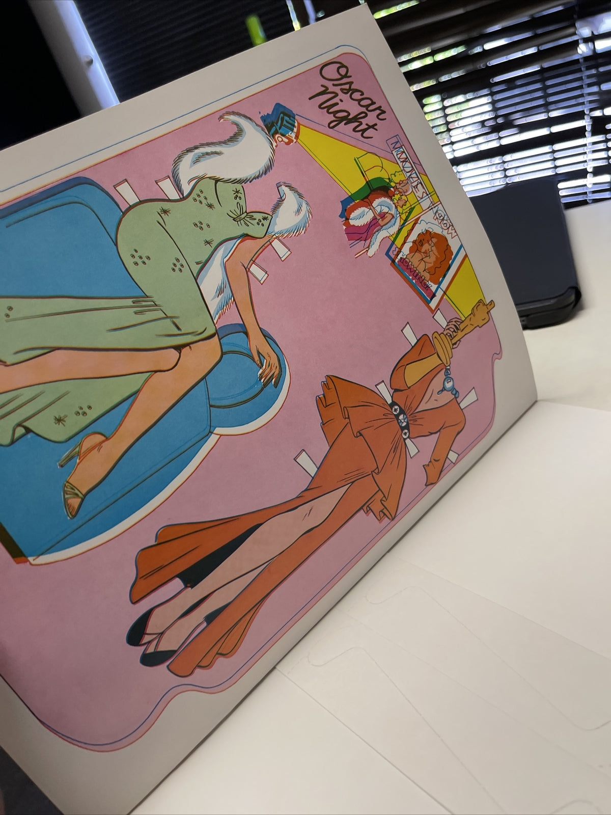 Vintage Paper Doll Hollywood 3D W Glasses/viewer By Trina Robbins 19884