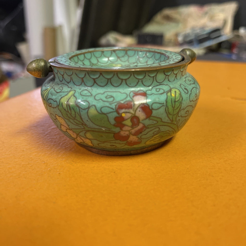 VTG CHINESE CLOISONNE ENAMEL BRASS FLOWERS FLIP TOP LID INCENSE BURNER ASHTRAY1