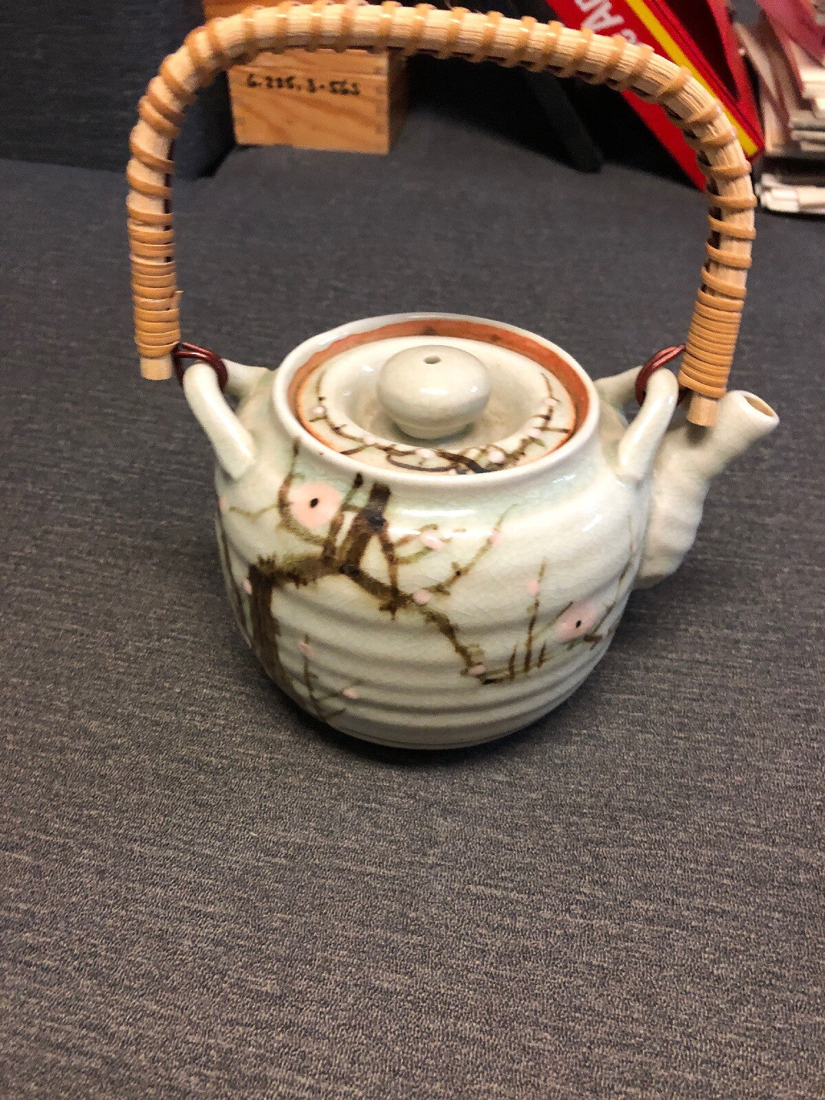 NEW W HOLDER  JAPANESE TEA POT BAMBOO FLORAL JAPAN1