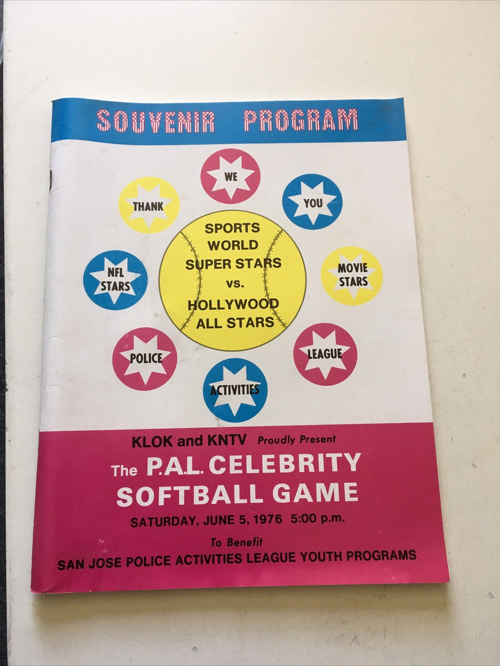 Vintage 1976 Souvenir Program Sports World Superstars Vs. Hollywood All Stars0