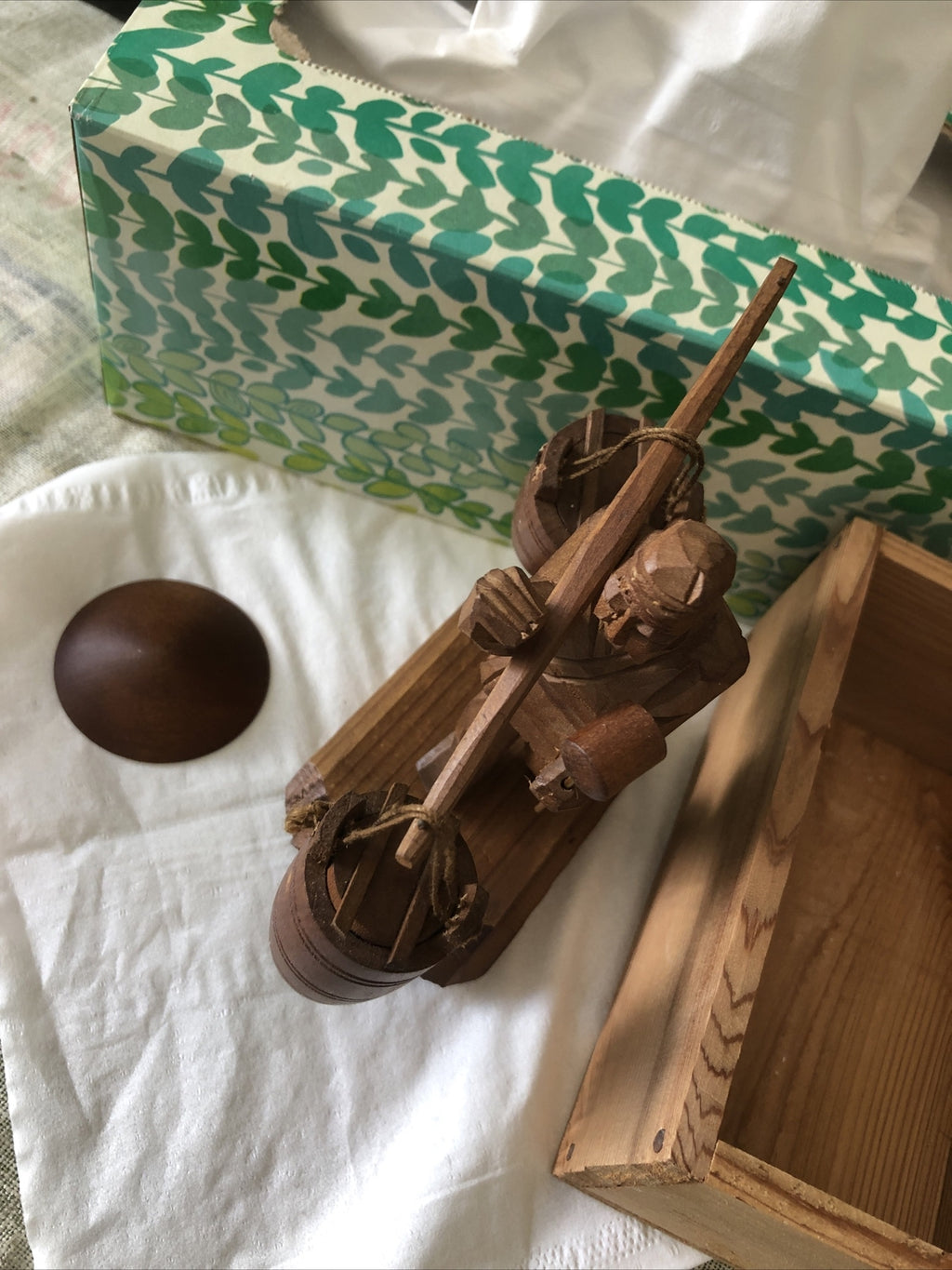 Vintage Hand Carved Wooden Japanese / Chinese Man Carrying Barrels 5” With Box2