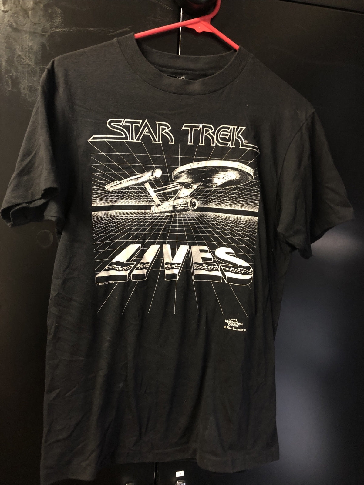 Vintage 1980’s Star Trek Lives Shirt Ron Bennett0