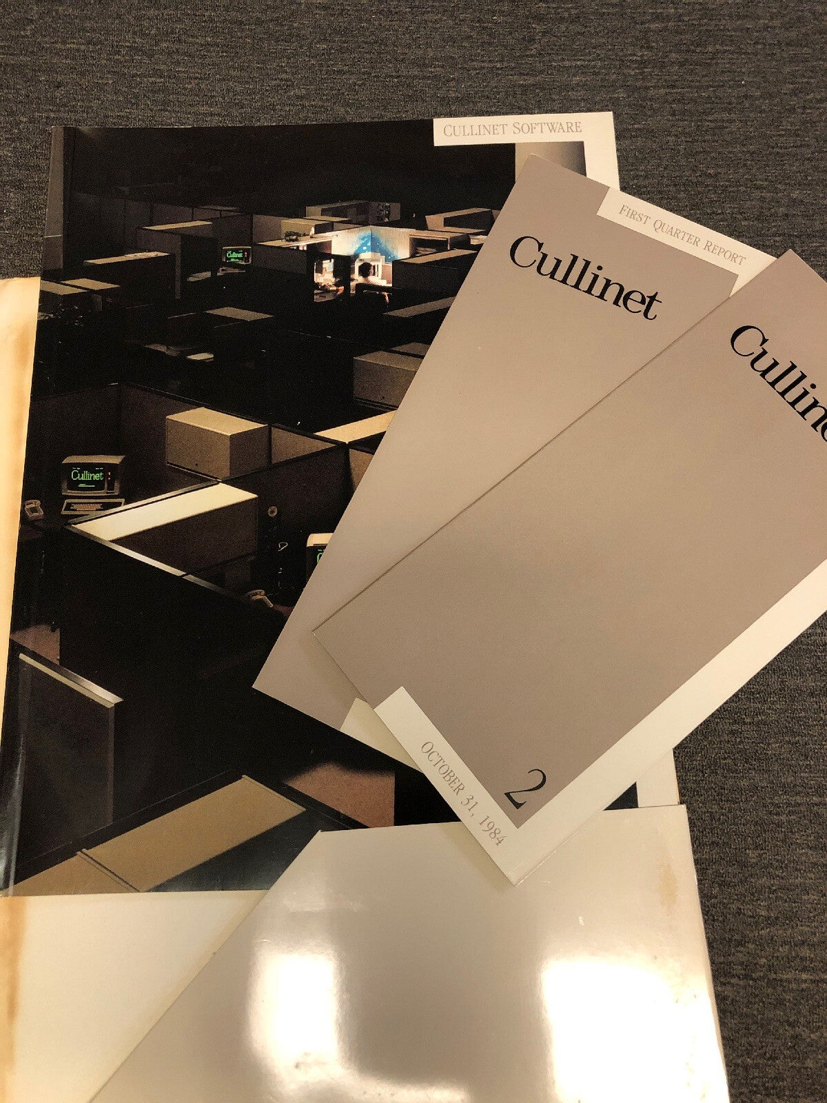 VTG Cullinet Qrtr Report Pc Software Base Data Reports Brochures Info Systems1