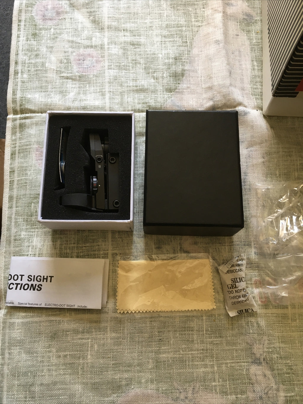 Electro Dot Sight New Open Box0