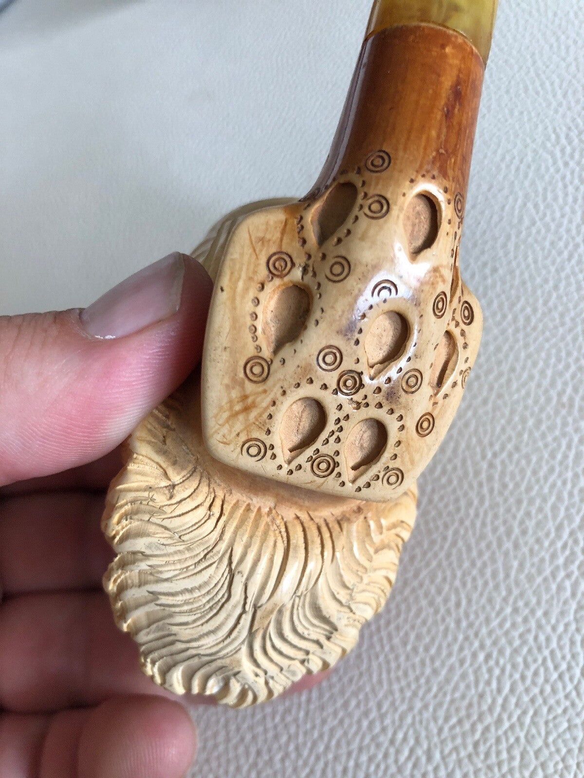 Antique Carved Figural Sultan Meerschaum Pipe High Detail Egg Yolk Stem3