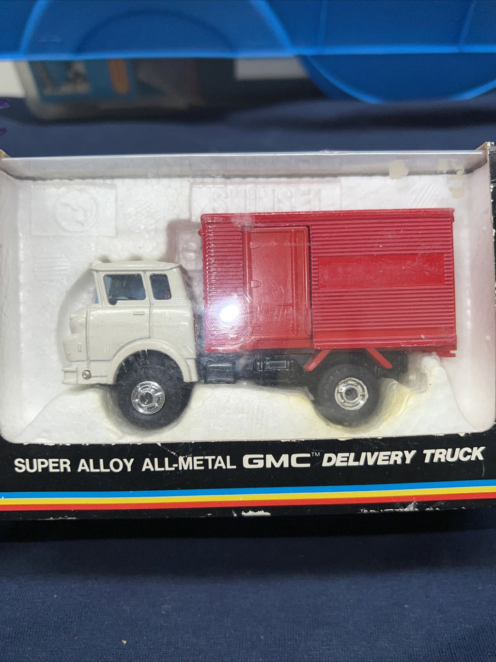  GMC Cabover US Trucking Delivery Truck, Shinsei Mini Power, NOS #42195