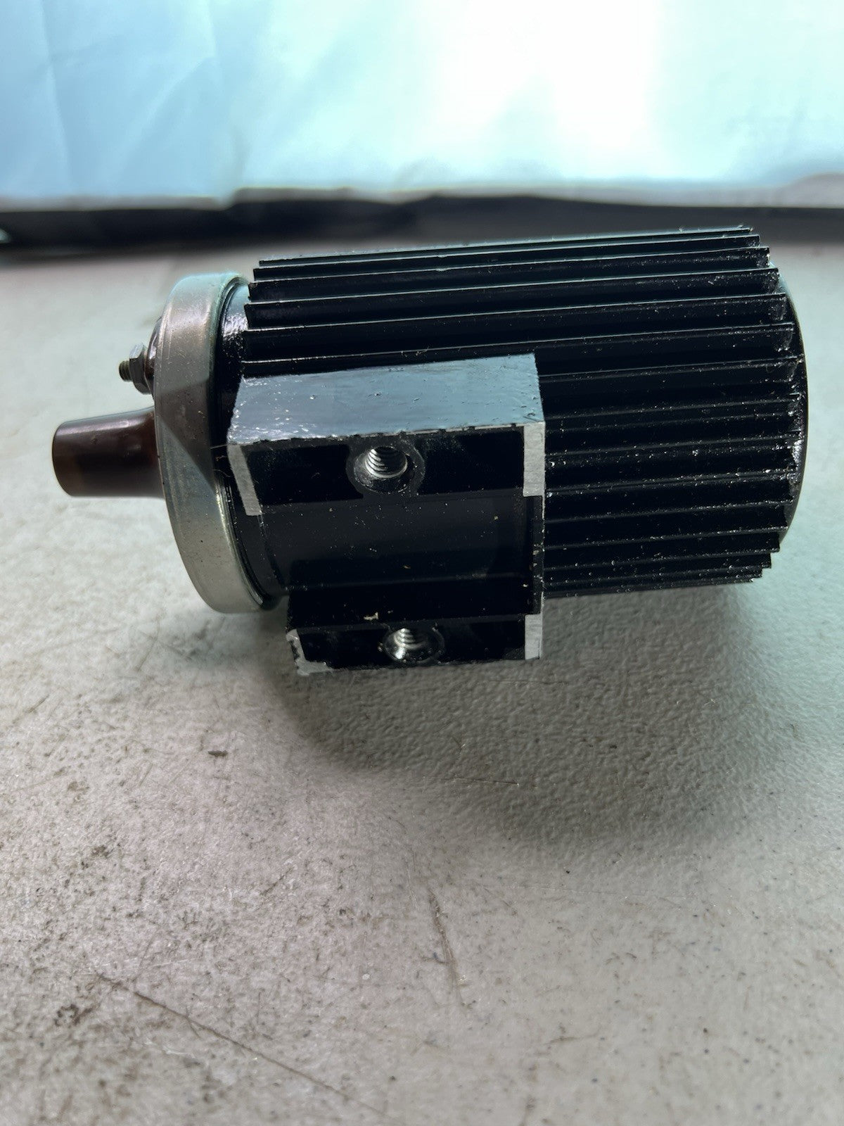 Vintage Delco Remy Ignition Coil – P/N 1115252 – GM Original4