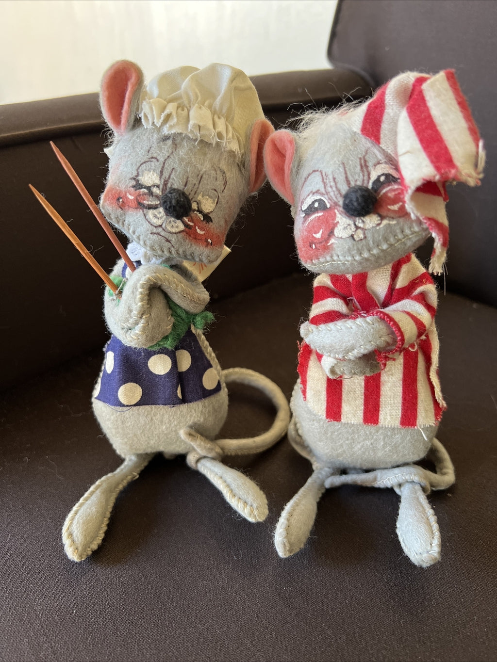 Vintage Annalee Mobilitee Dolls Mr. & Mrs. Bunny 6”Standing figurines RARE! Felt1