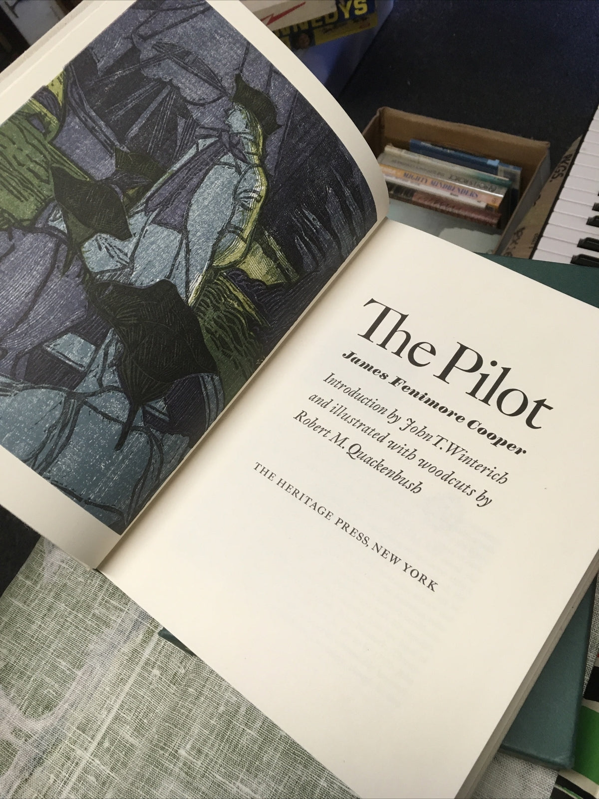 The Pilot By James Fenimore Cooper 1968, Heritage Press Slipcase2