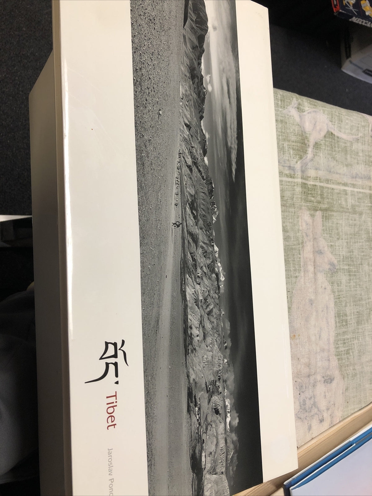 TIBET By Jaroslav Poncar 1st Edition Printed In Germany2