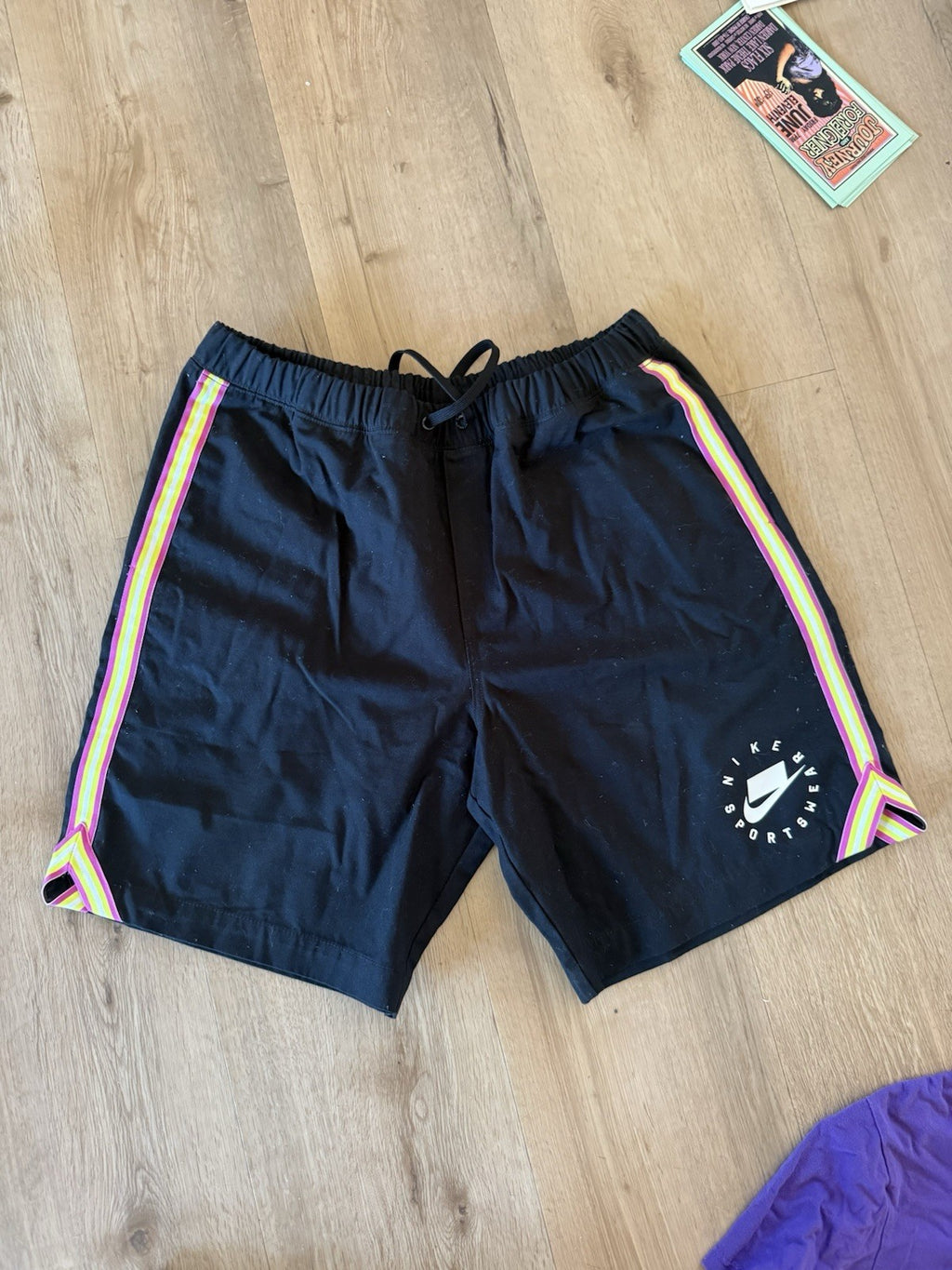 NIKE NSW SPORTSWEAR WMNS CANVAS SHORTS AR3010-010 Sz L BLACK NWOT0