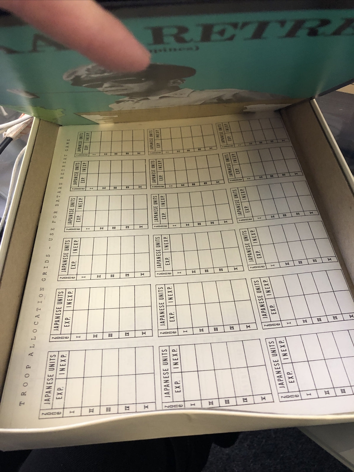 Major Campaigns of General Douglas MacArthur Board Game 1974 RGI Library Edition3