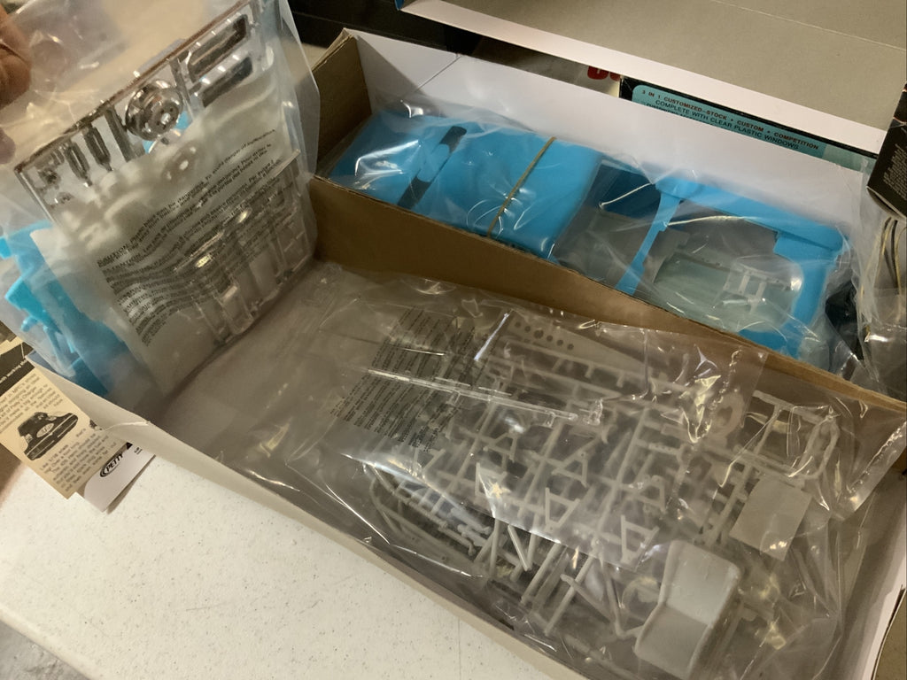 MPC Super Petty 1973 Dodge Charger 1/16 Scale Model Kit -NIB6