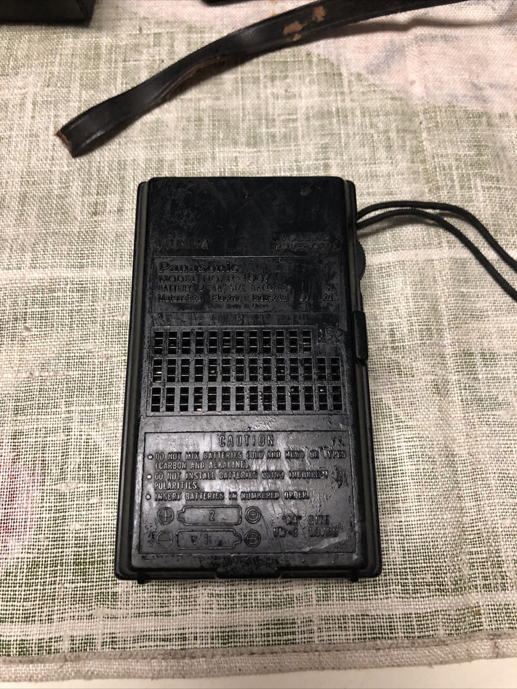 Panasonic R-1007 AM High Sensitivity Receiver Portable Vintage Pocket Radio1