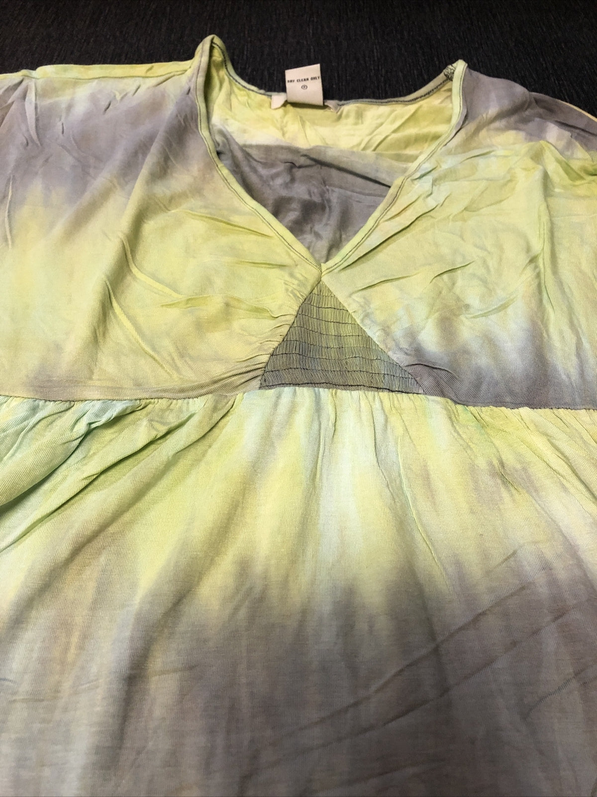 Vertigo Paris M  Mod Print Plunging V-Neck Stretch Polyester Dress EUC1