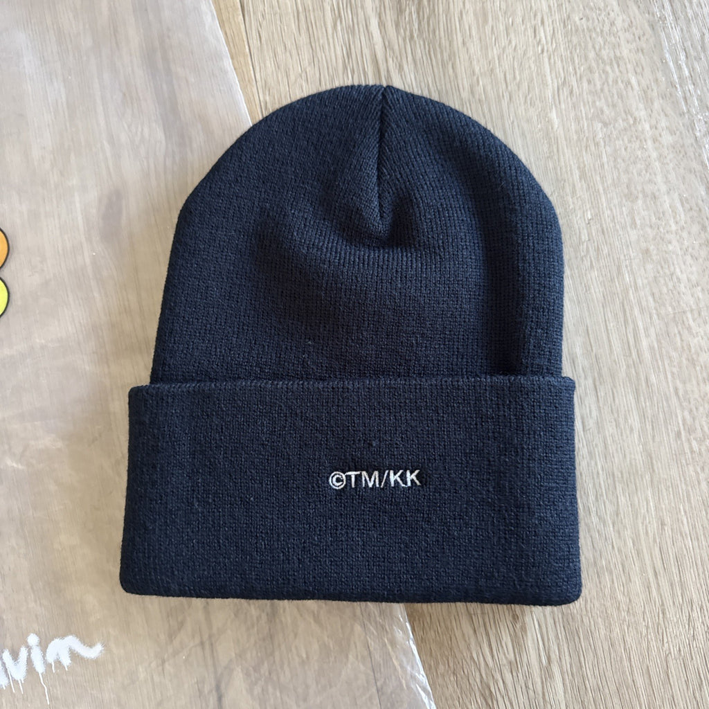 J Balvin Red Smiley Face Beanie - Streetwear Unisex Winter Knit Hat2