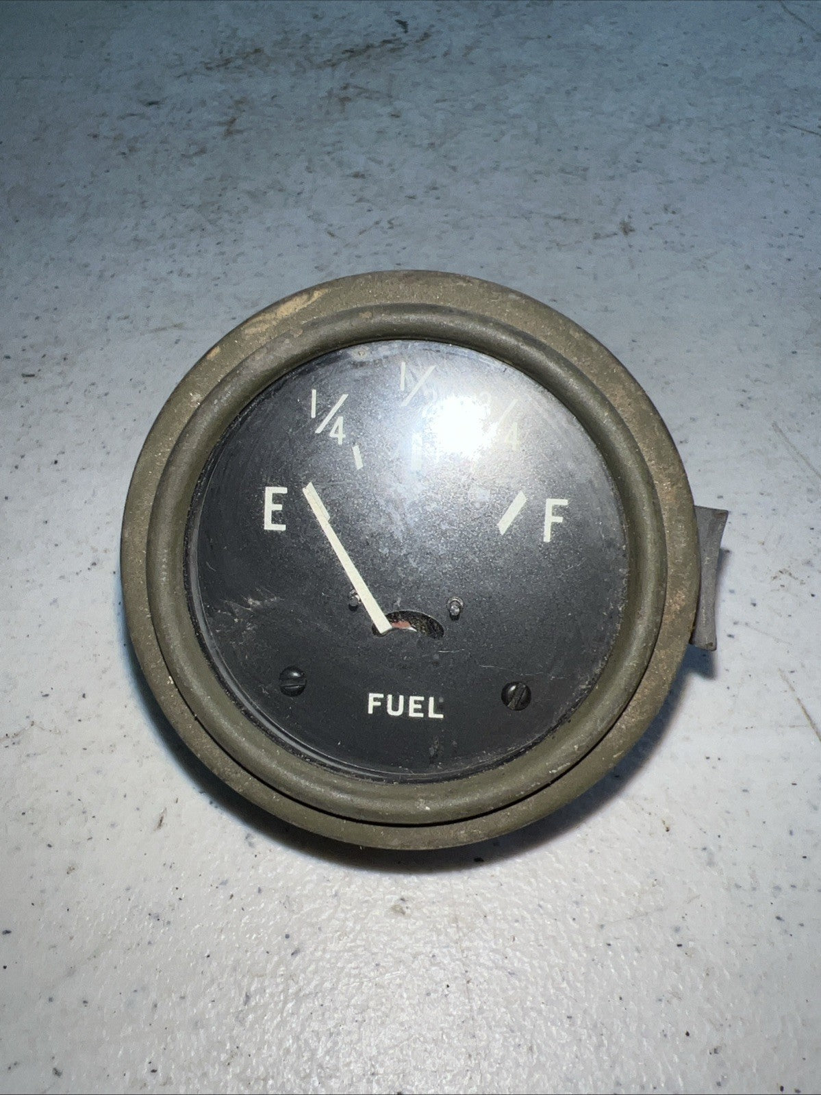 Vintage Military Style Fuel Gauge Dash Instrument – 24V Aircraft or Vehicle1