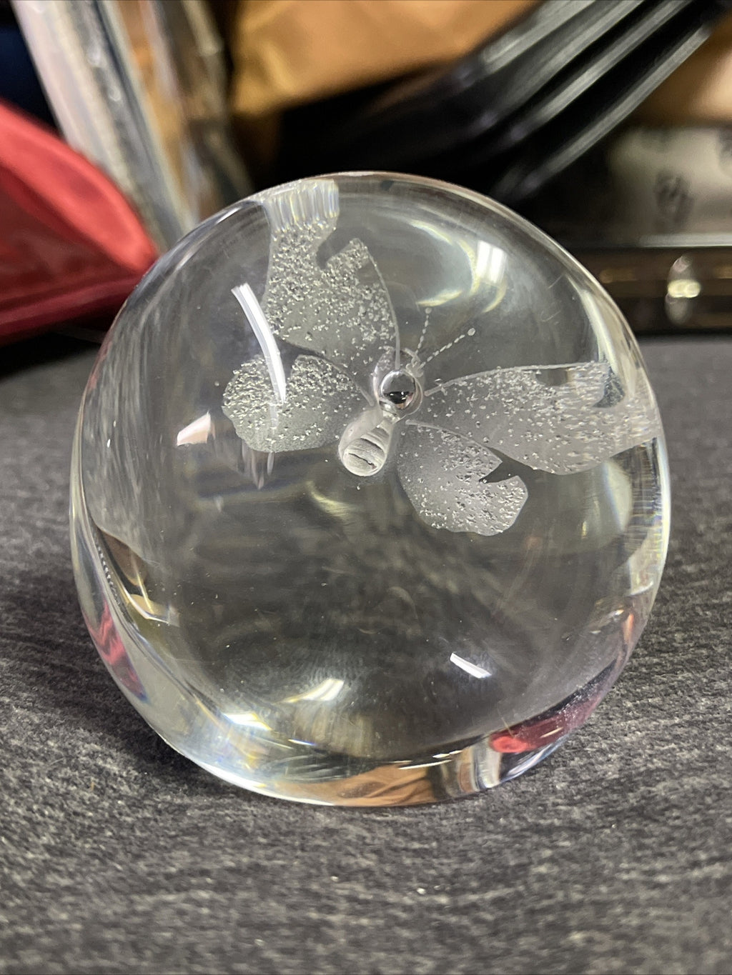 Mats Jonasson Butterfly Paperweight Clear Sculpture Etched Signed Plus Sticker2