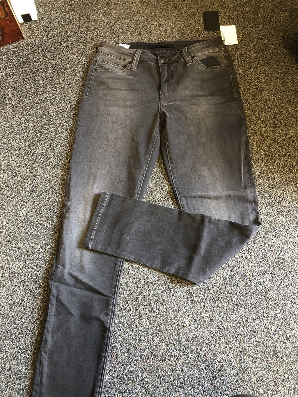 Women Joe’s Jeans Skinny Crop Size 28 NWT0