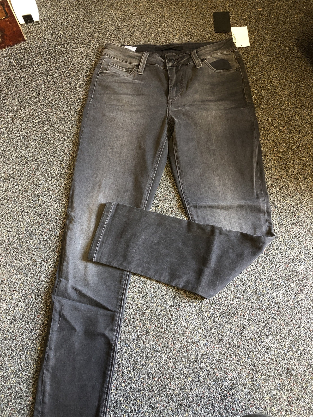 Women Joe’s Jeans Skinny Crop Size 28 NWT0