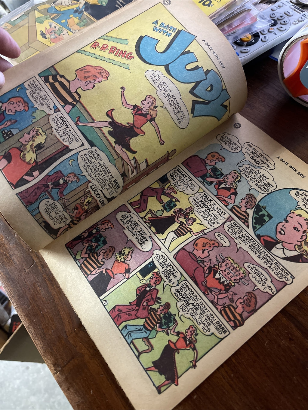 A DATE WITH JUDY #9 DC Comics 1940s Good Condition Golden Age4