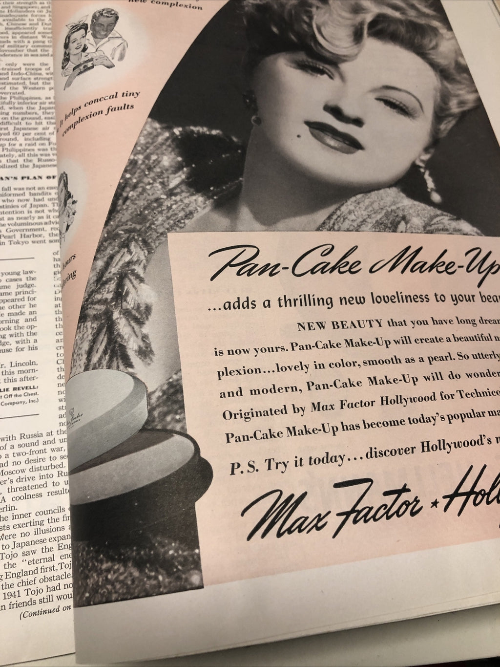 Vintage Ladies Home Journal Magazine August 1942. great ads Recipes & More5