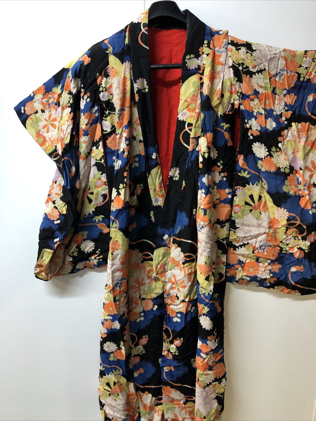 Japanese kimono,SILK,IRO-UCHIKAKE" Women’ Robe Pink, Gold, Vermilion, Flowers.4