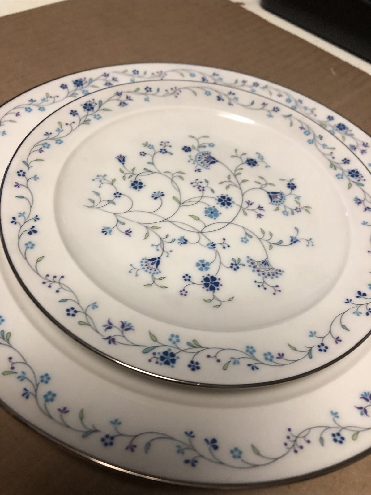 Noritake Ivory China #7164 Serene Garden Lot Of 2 Plates Salad & Desert Plate1