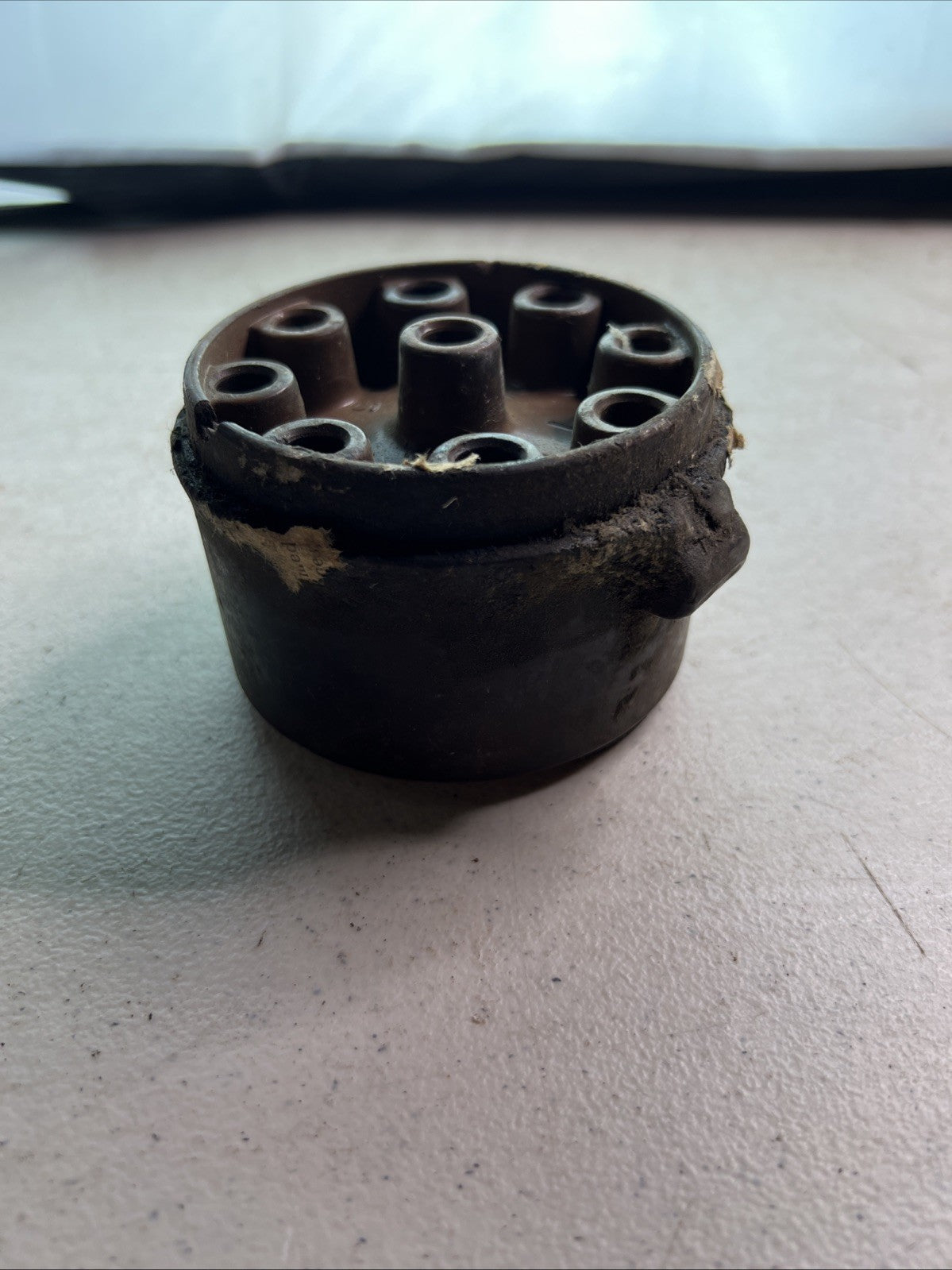 Vintage 8-Cylinder Distributor Cap – Brown Bakelite Style – Untested,2