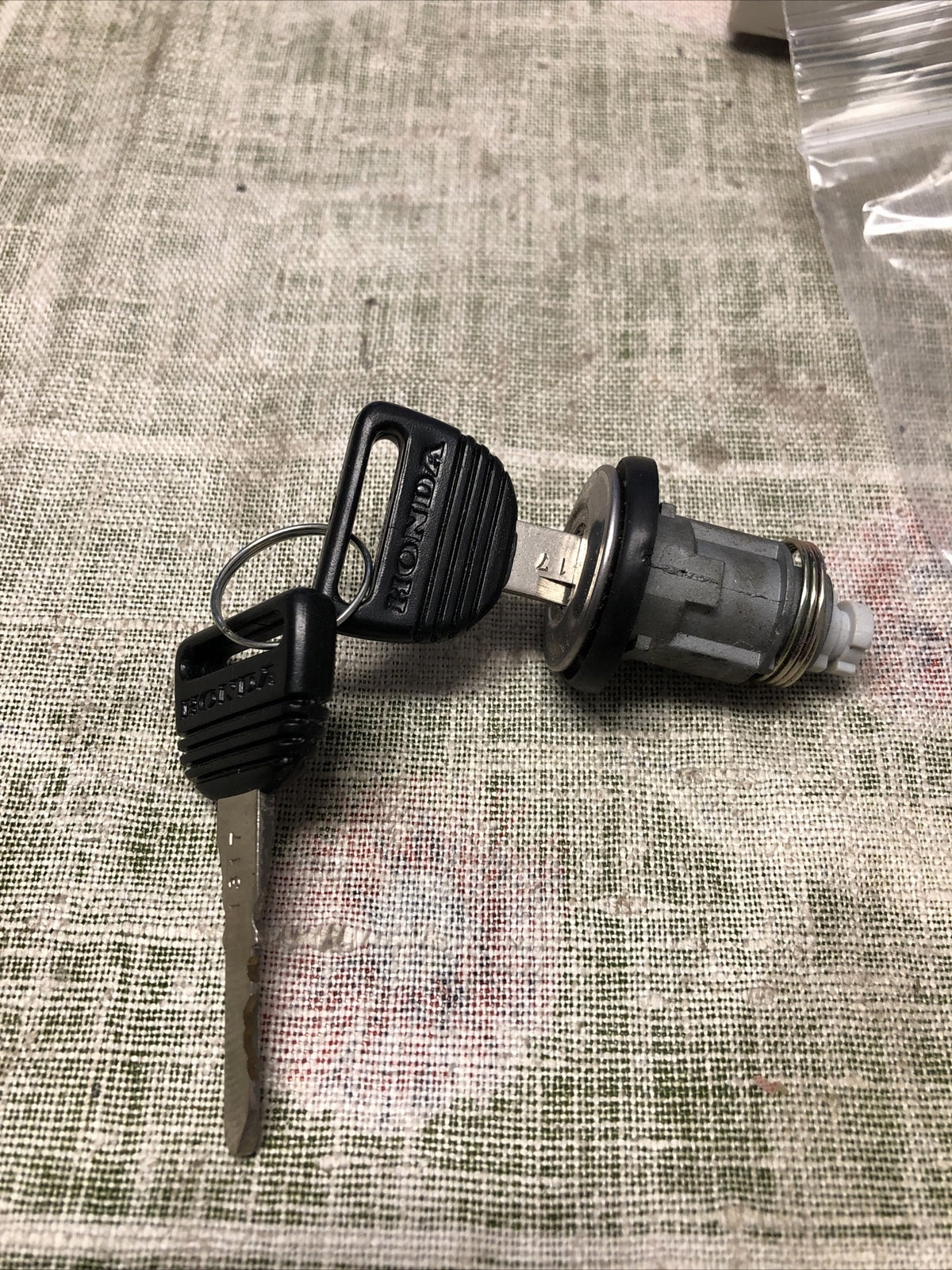 Honda Door Lock W/ 2 Keys K55A0