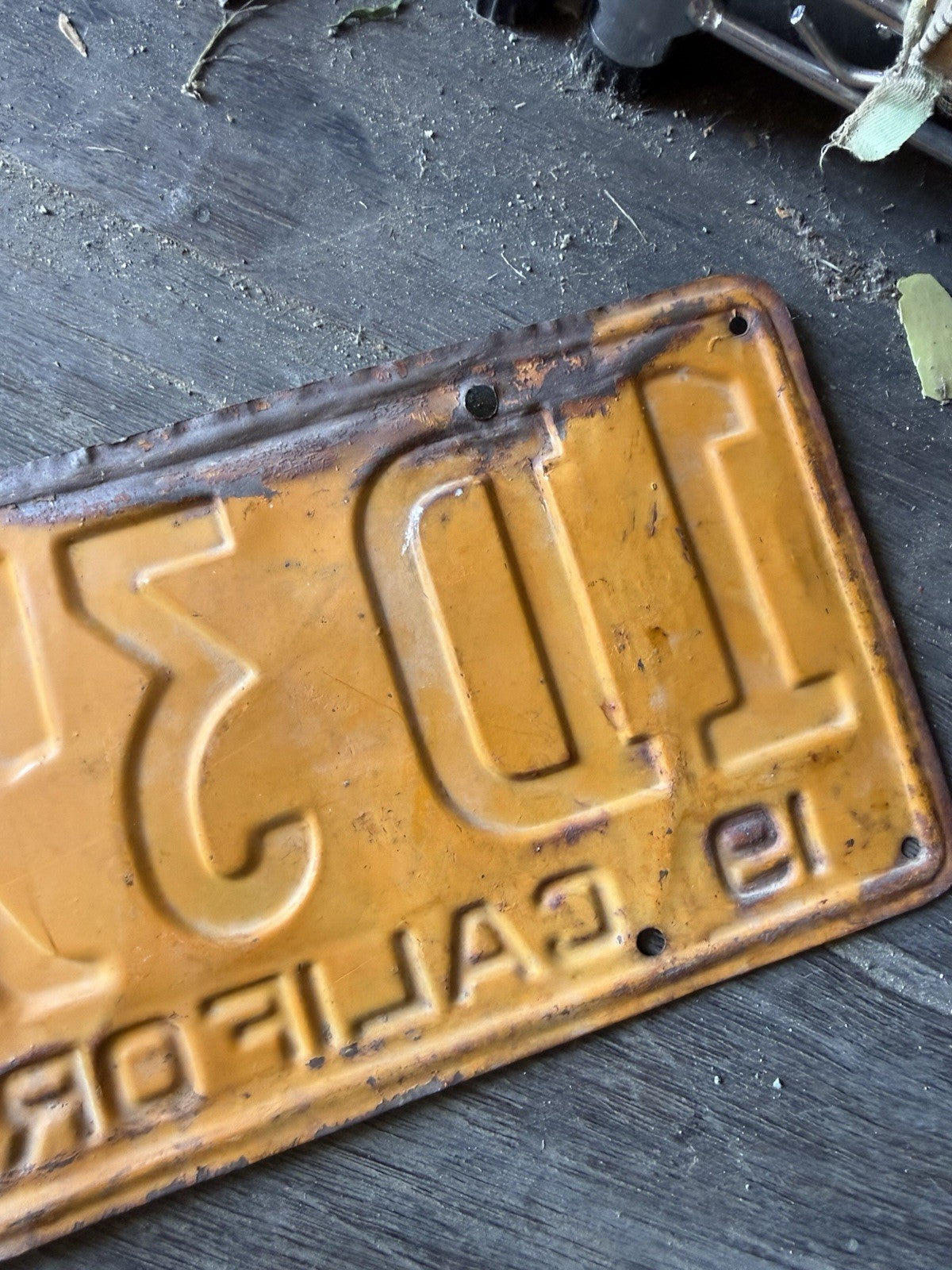 Vintage 1932 California License Plate Original Antique Yellow/Black Patina9