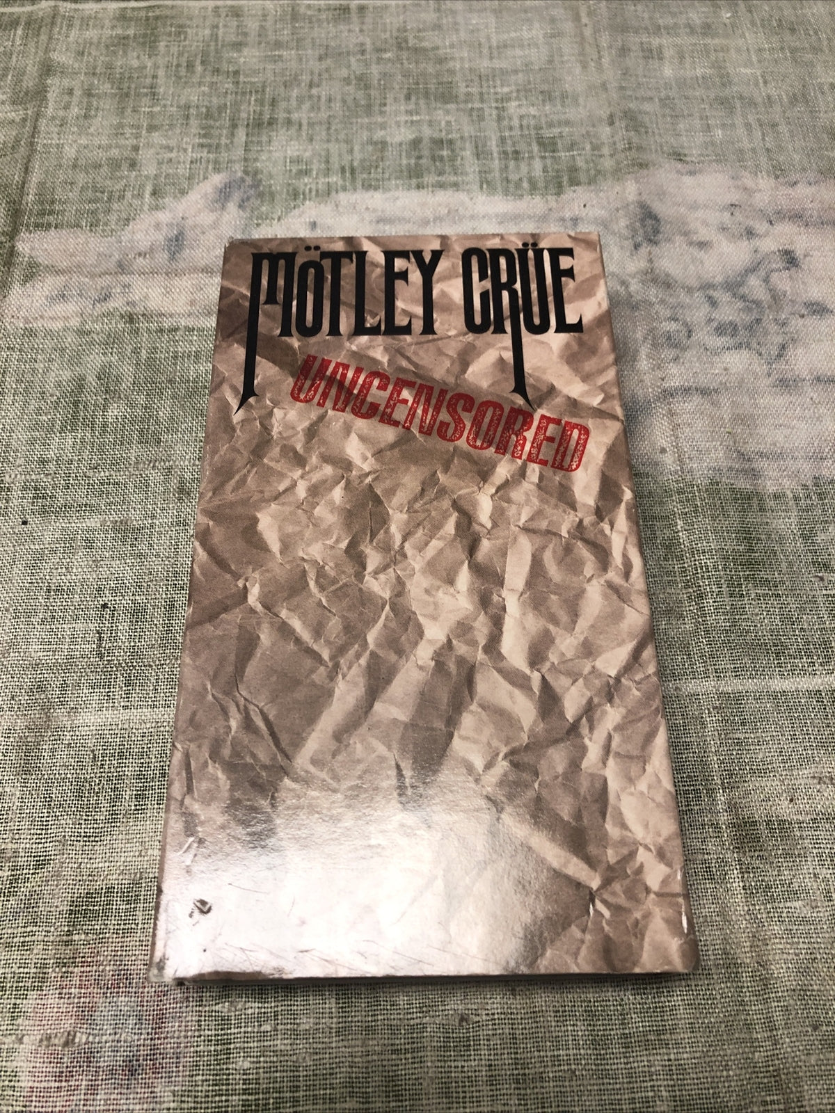 Motley Crue - Uncensored (VHS, 1986)0