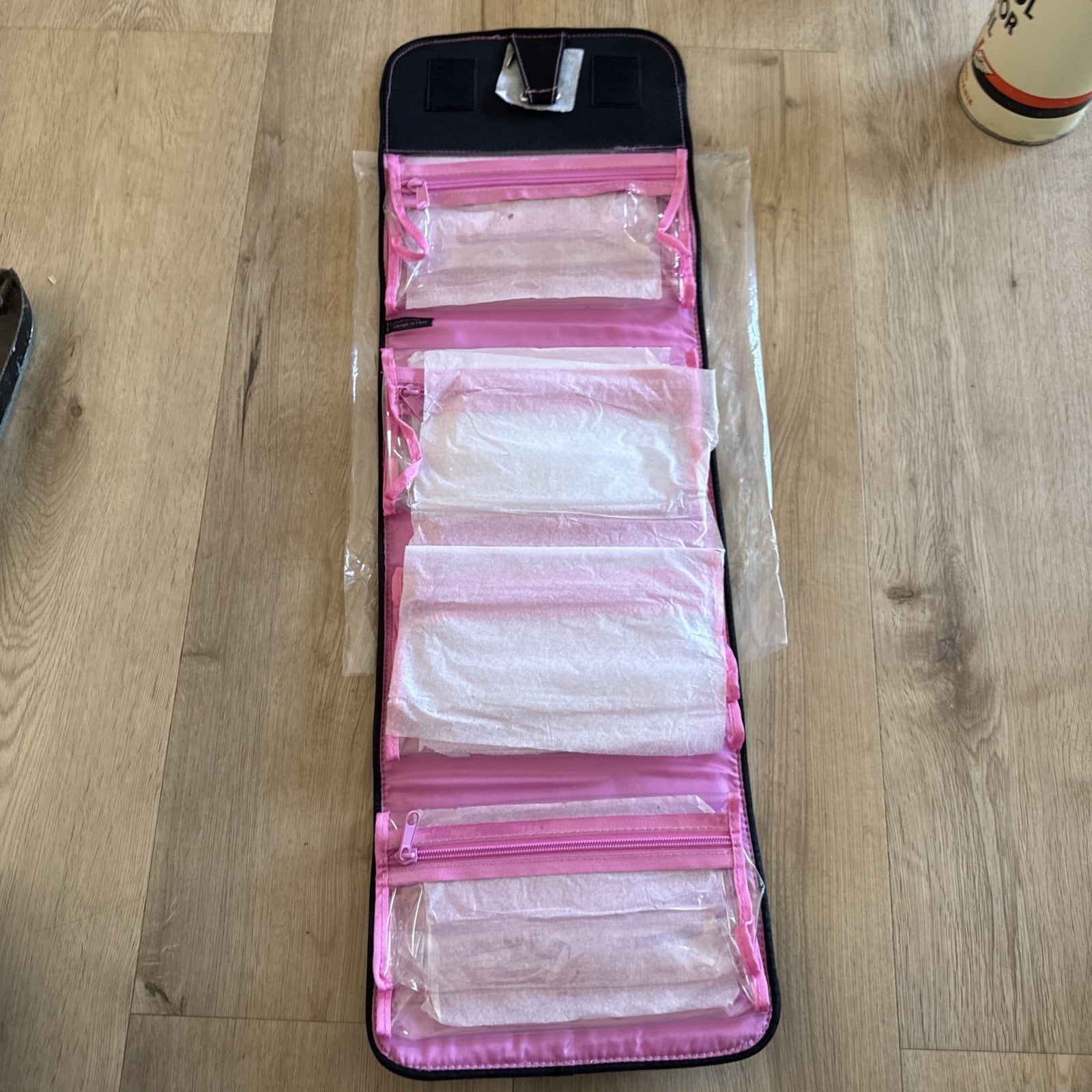 MARY KAY ROLL UP Cosmetic/Toiletry Travel Bag3