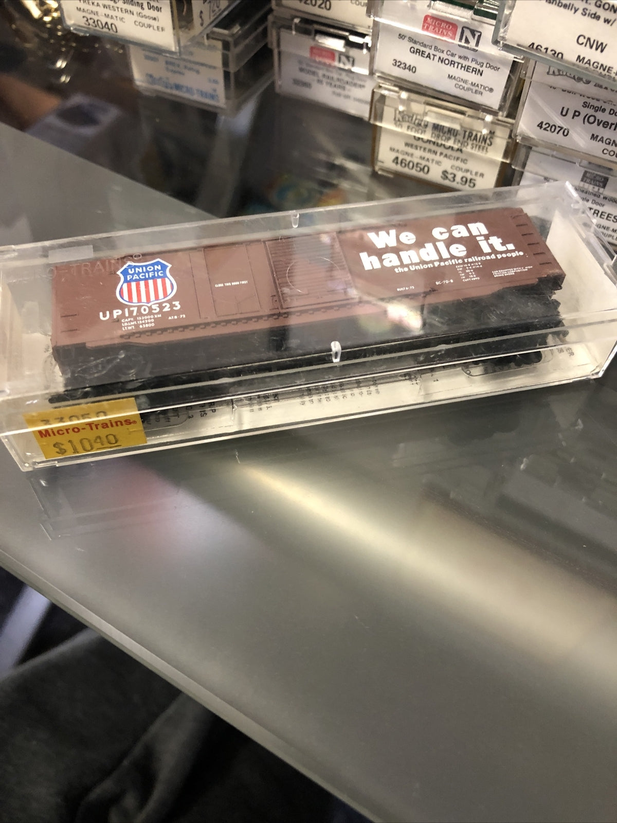 MTL Micro Trains N Union Pacific 50' Standard Box Car Plug & Sliding Door 330501