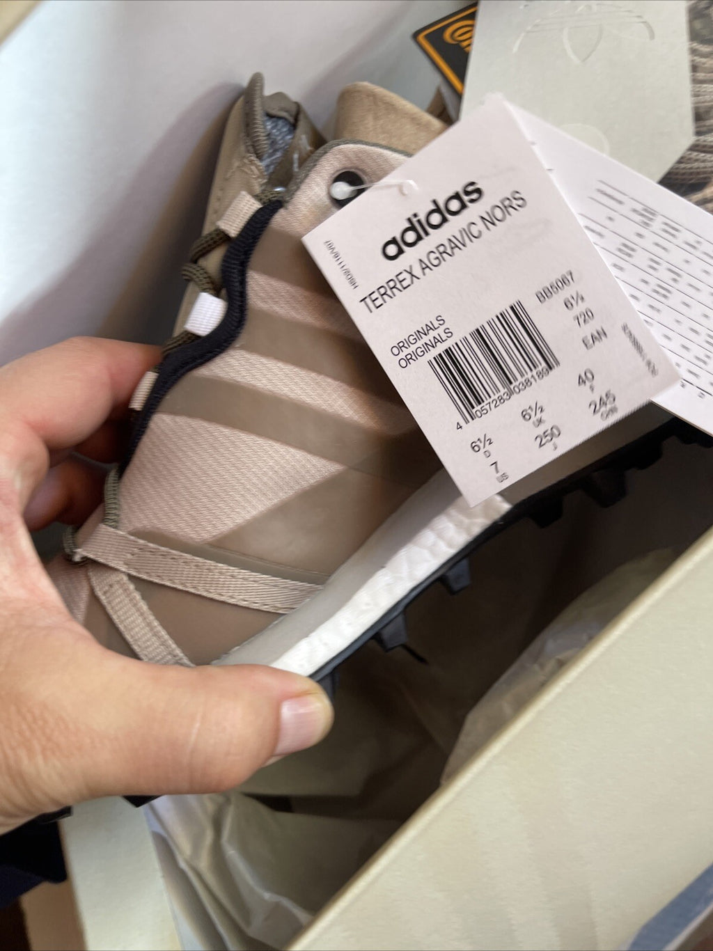 Size 7 - adidas Norse Projects x Terrex Agravic Khaki2