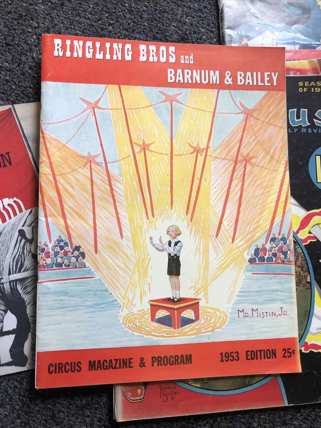 Lot Of 6 Ringling Bros. and Barnum & Bailey CIRCUS Magazine And Program6