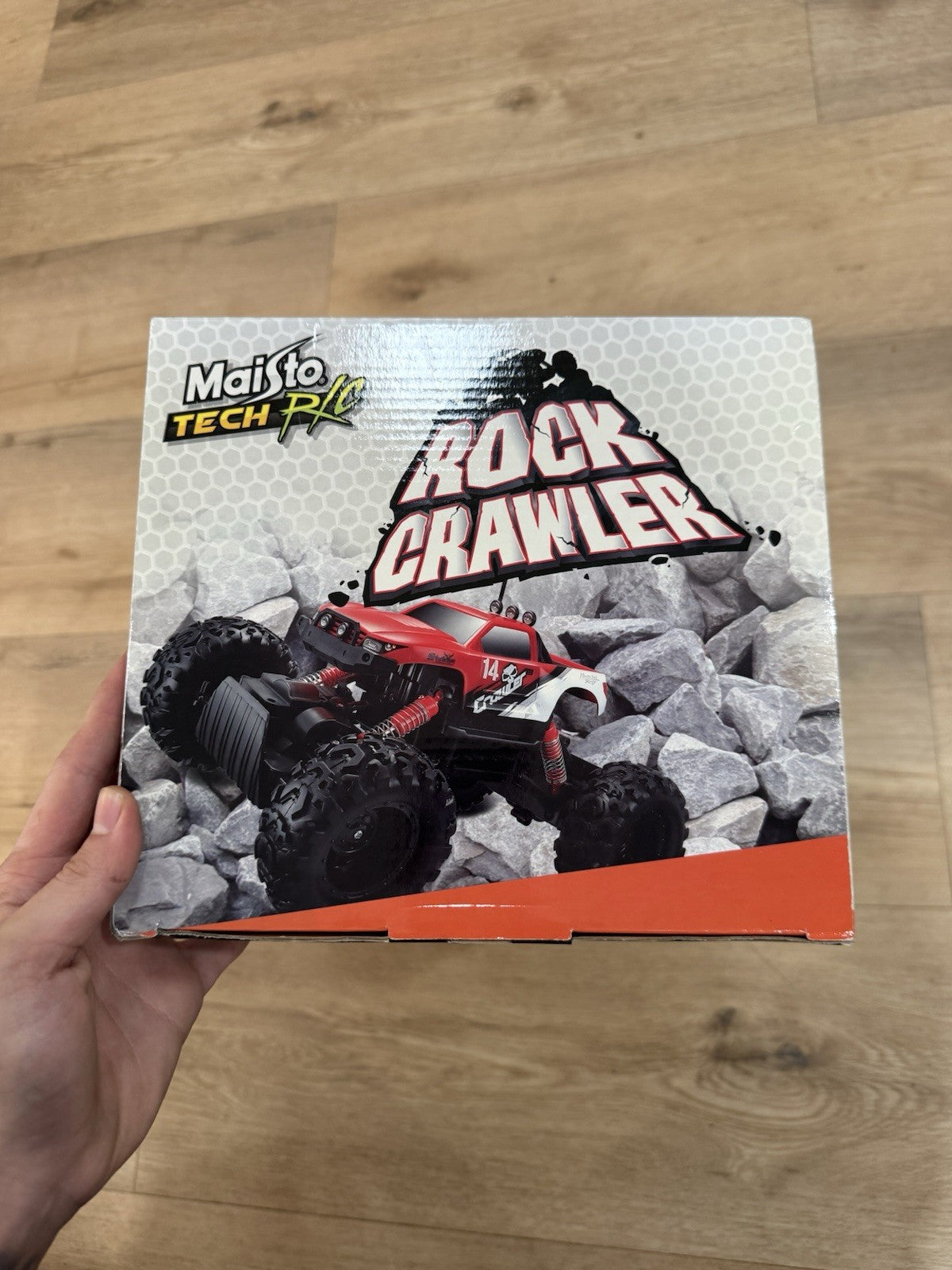  Maisto Tech R/C Rock Crawler Off-Road Series RC Truck 4x4 Full Function NEW5