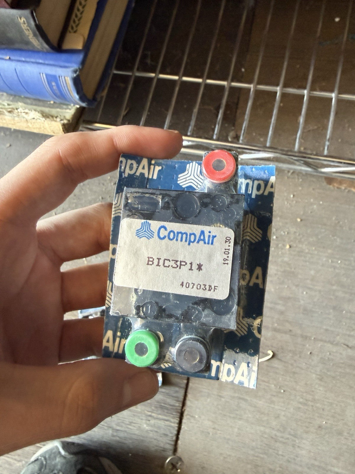 CompAir BIC3P1 Pneumatic MEM Flip-Flop Logic Control Valve - NEW Lot Of 23