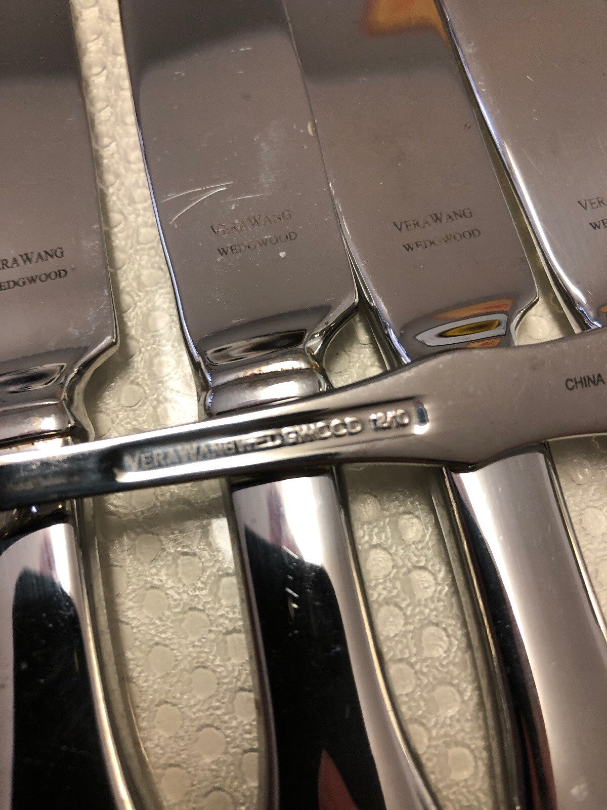 Lot 7 VERA WANG WEDGWOOD LOVE PEARL CAKE KNIFE & SERVER WEDDING ANNIVERSARY4