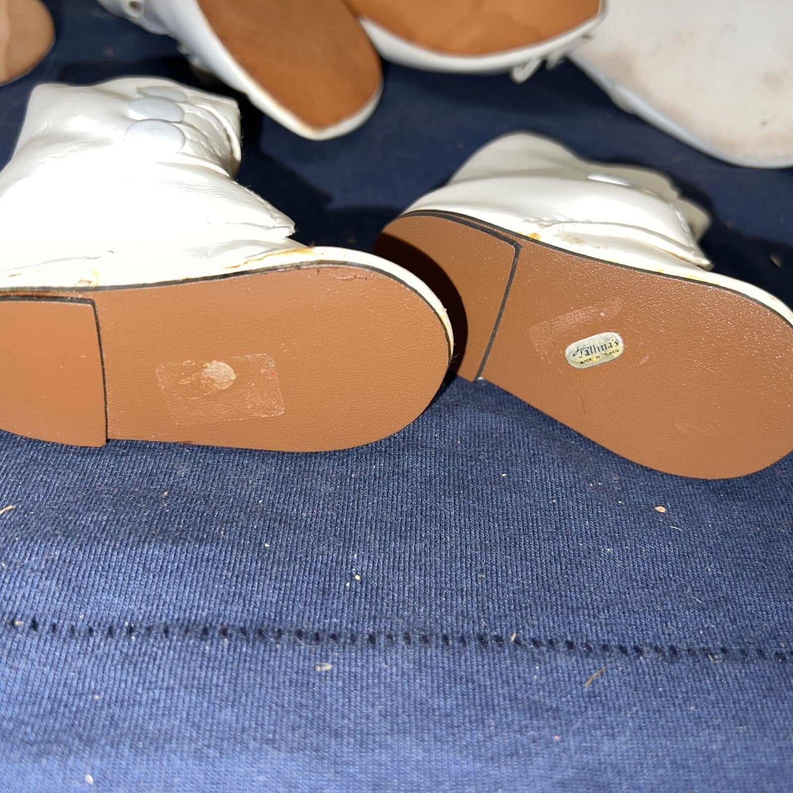 Lot of 7 White / Beige Antique Vintage Doll Shoes Various Size and Condition4