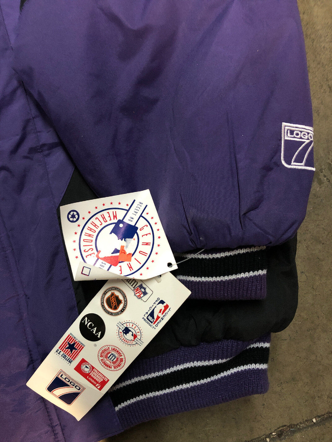 VTG 90s NOS Logo 7 Colorado Rockies Zip Bottom Size L Adjustable Waist Jacket3