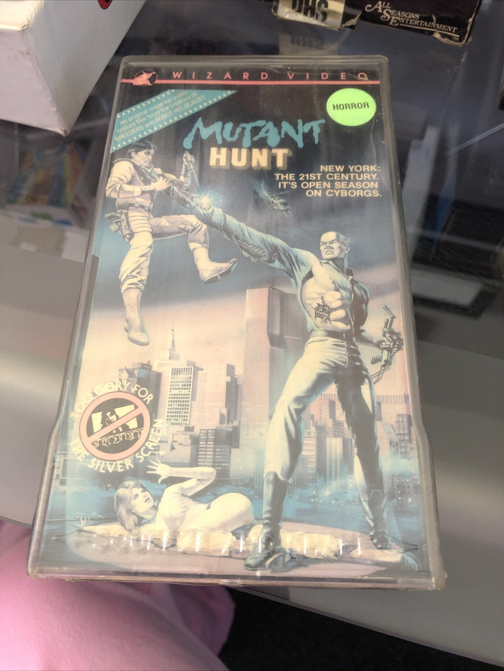 RARE MUTANT HUNT 1987 BETA BETAMAX  NOT VHS HORROR CULT WIZARD VIDEO CUTBOX0