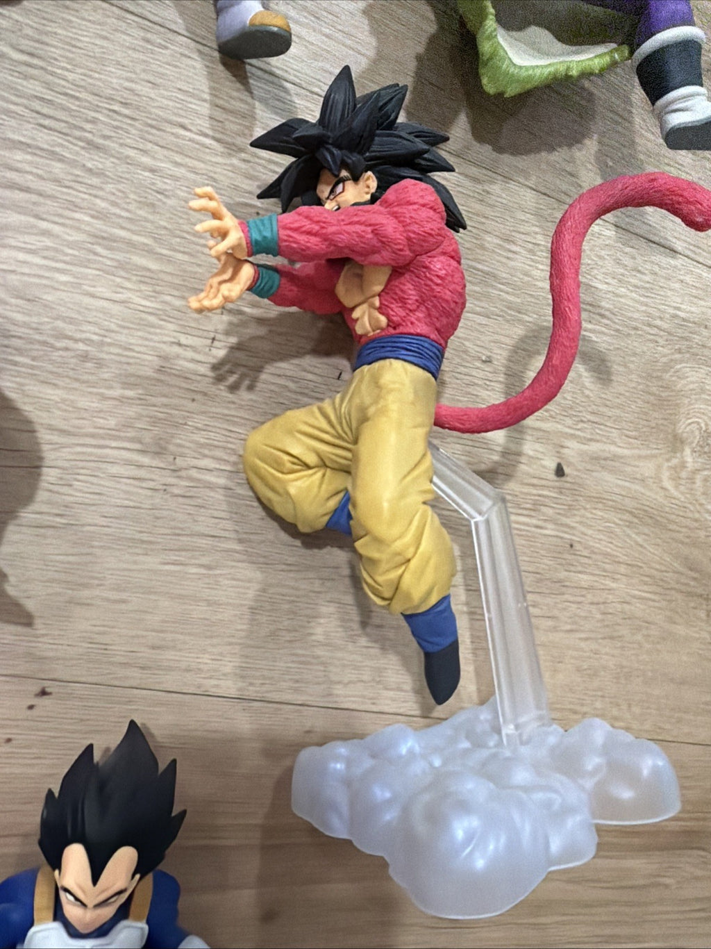 Bandai Masterlise Dragon ball Z Figure Bundle Goku Vegeta Gohan Cell6